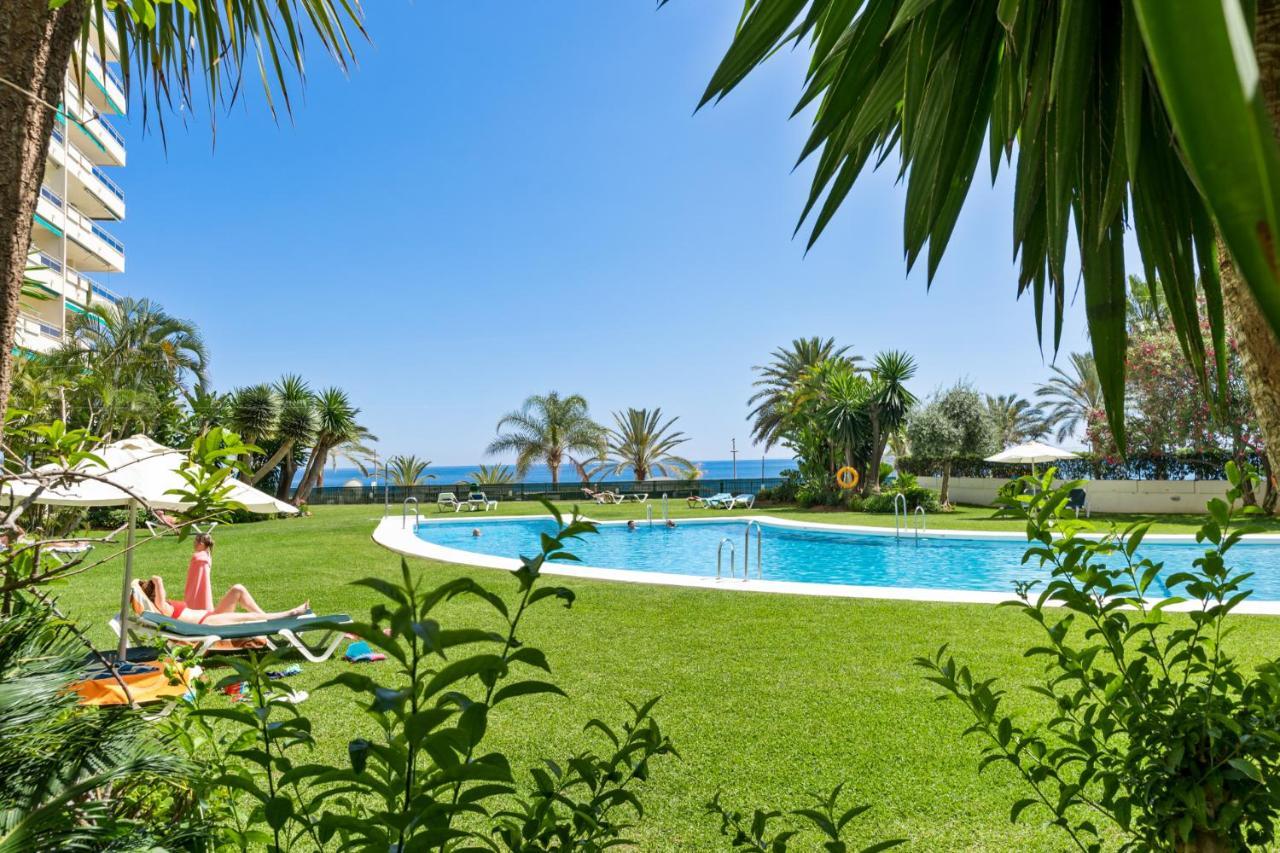 Fully Renovated Frontline Flat Apartment Marbella Exterior photo