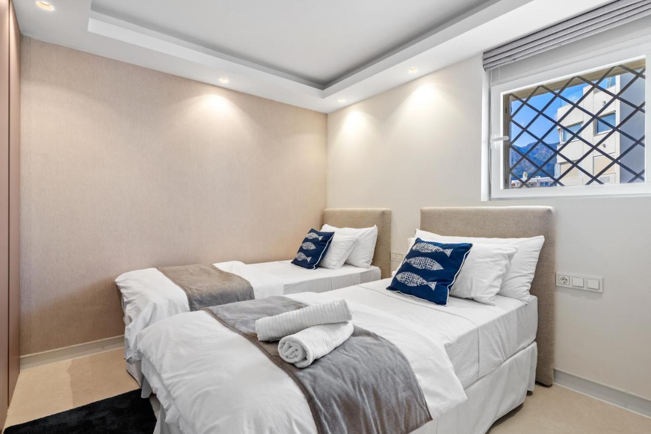 Fully Renovated Frontline Flat Apartment Marbella Exterior photo